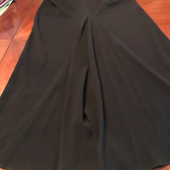 Beautiful Classic Black long skirt with tail - Picture 3 of 3